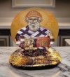 μπομπονιέρα βότσαλο με ξύλινη εικόνα-αγίους 9 εκ. Δεμενη Έτοιμη Με 5 Κλασσικά Κουφέτα